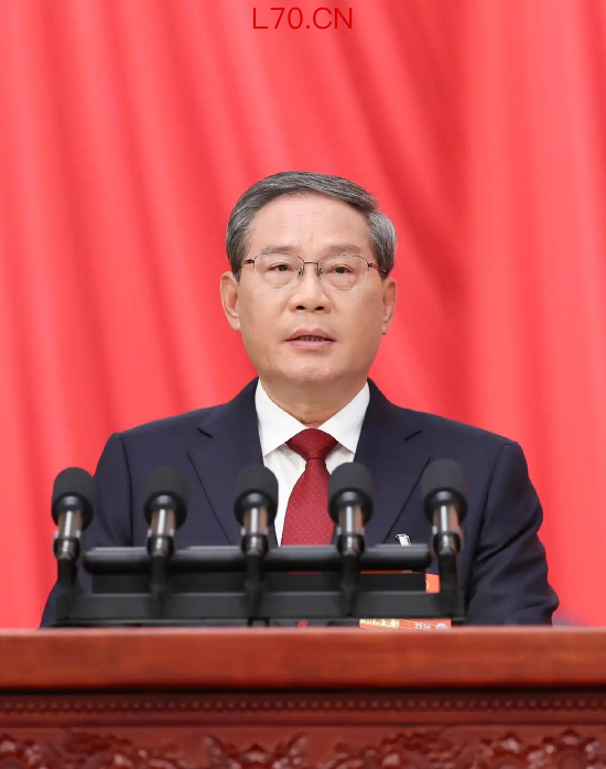 新华社照片，北京，2026年3月13日 3月5日，李强总理代表国务院在十四届全国人大四次会议上作《政府工作报告》。 新华社记者 黄敬文 摄