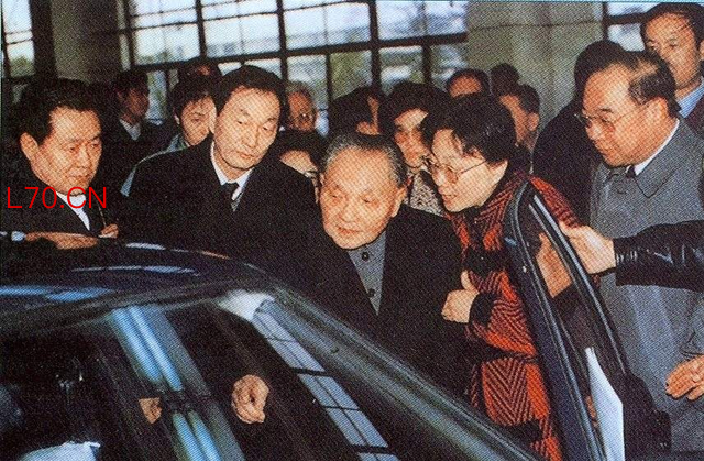 邓小平晚年，连续七年在上海过年：后悔当初发展经济特区没加上海