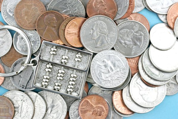 现货黄金跌破4450美元 现货白银跌超3%